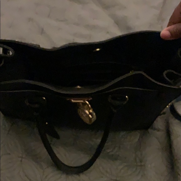 Michael Kors Hamilton Large Tote - Picture 3 of 3